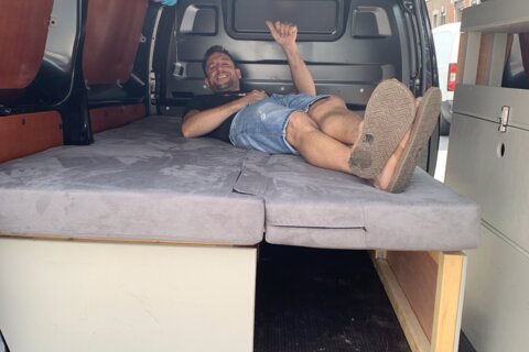 Matelas en 2 parties pour une camionnette